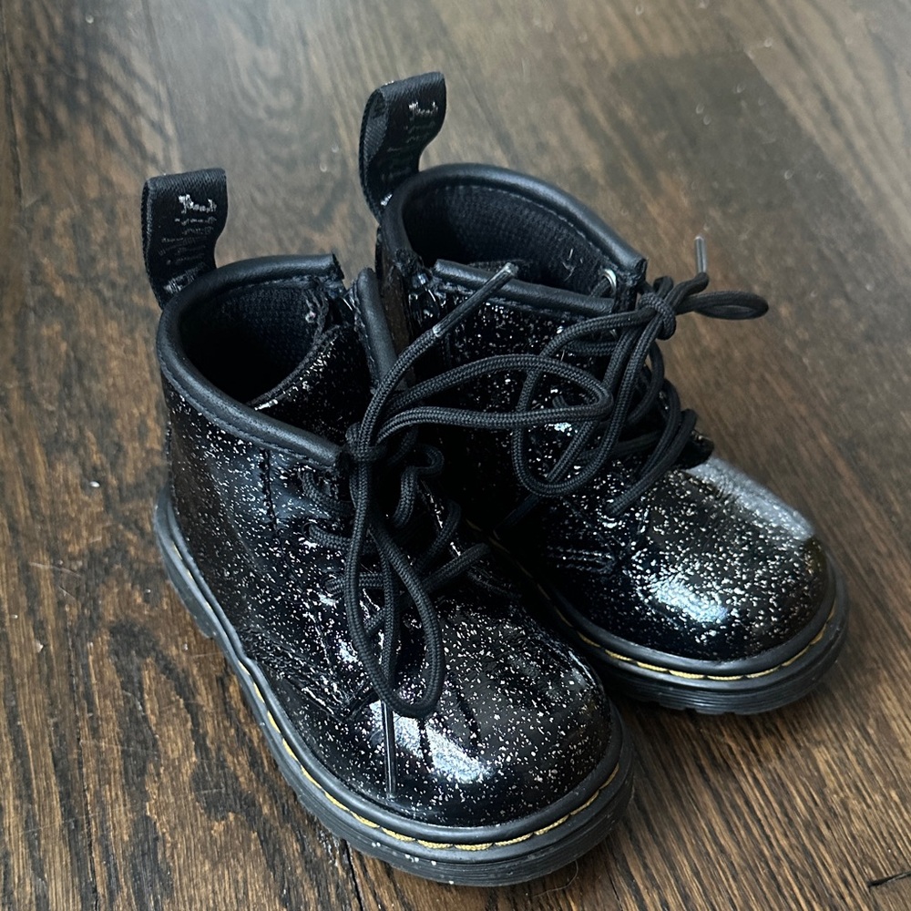 Dr. martens toddler size 5